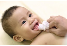 Soulager les poussées dentaires de bébé